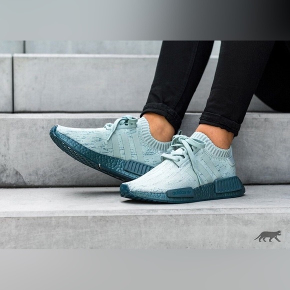 NMD R1 Adidas Sneakers- Sea Crystal - Picture 2 of 11